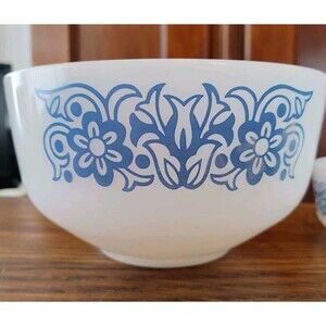 Federal Milk Glass Blue 'Tulip Scroll' BOWLS VTG SET of 2 RARE 'Oven Safe'
